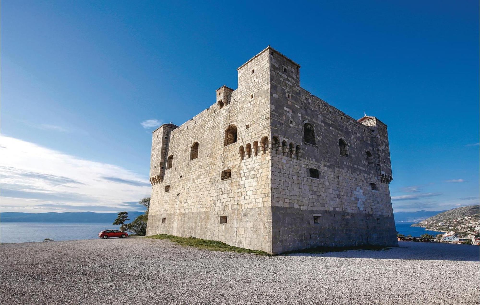 Amazing Apartment In Senj With House Sea View المظهر الخارجي الصورة