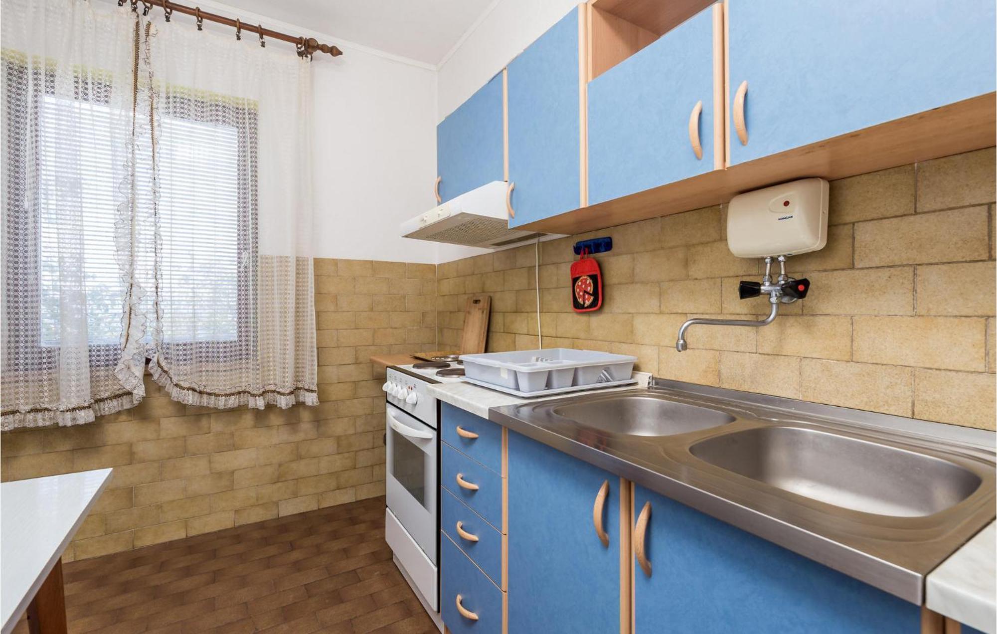 Amazing Apartment In Senj With House Sea View المظهر الخارجي الصورة